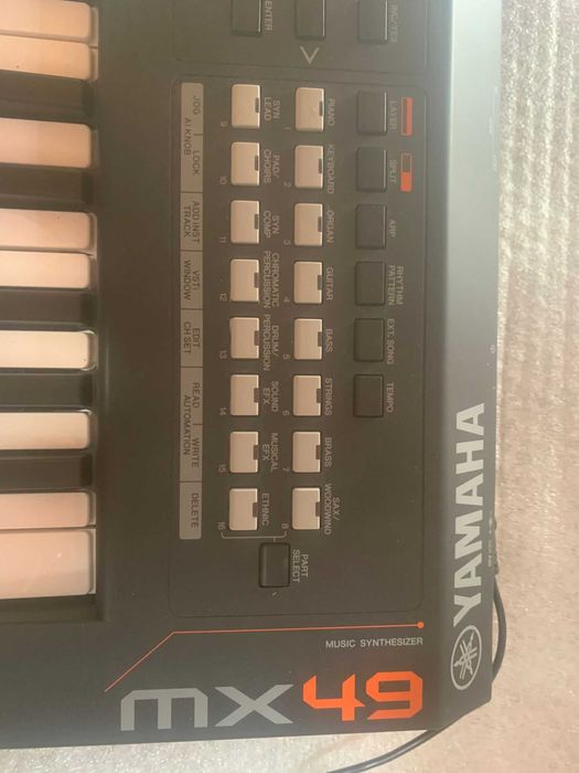 Yamaha MX49 V2 Black Sintetizador muito bom estado