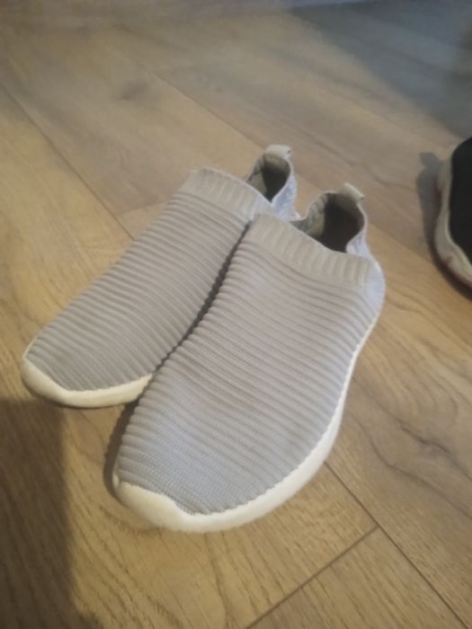 Buty wsuwane dla dziewczynki 35