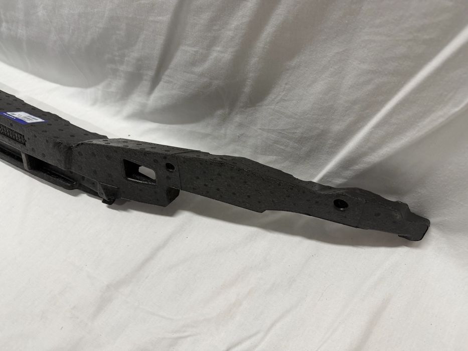 Absorber Zderzaka Przód VOLVO V60 S60 NOWY