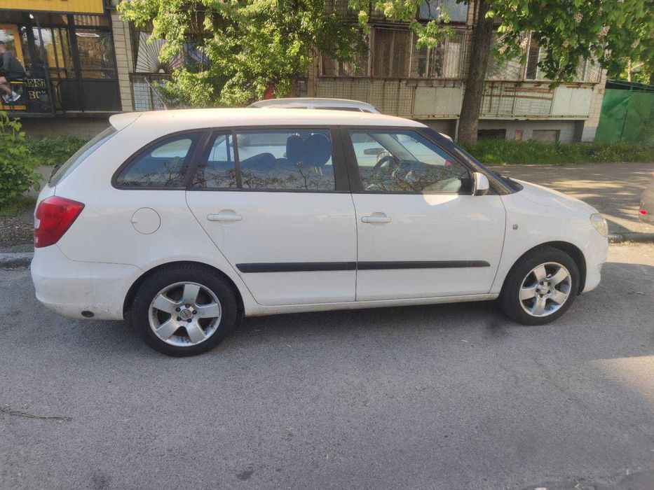 Аренда Skoda Fabia