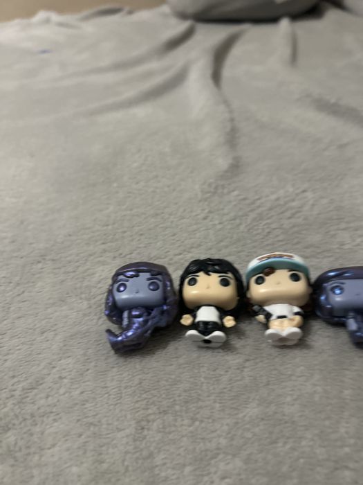 Іграшки кіндер всі чотири 100 грн