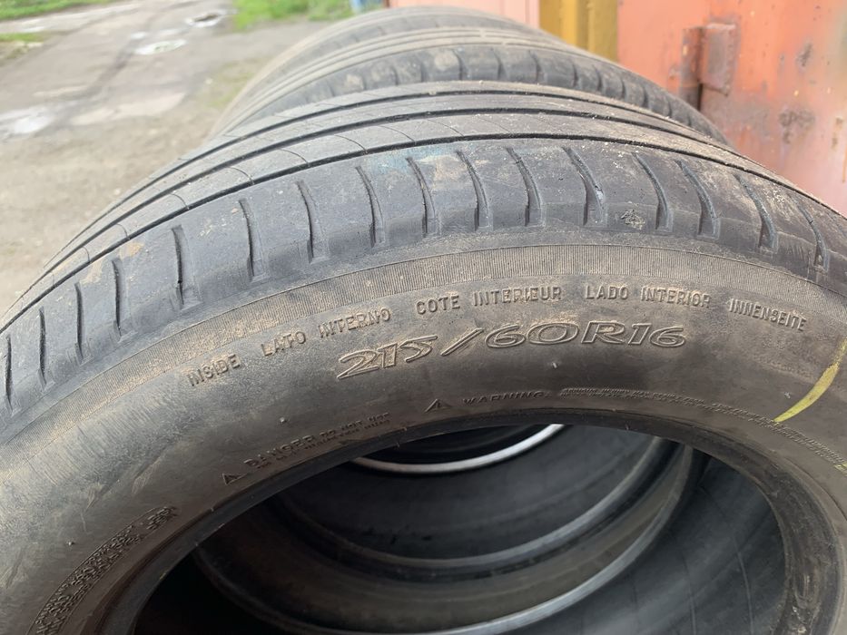 Продам 215 60 R16   Michelin  4шт