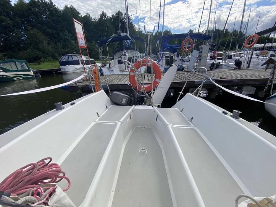 Jacht Sportina 682 sasanka