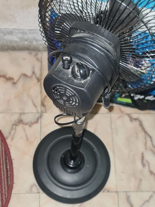 Vendo Tenda e ventoinha