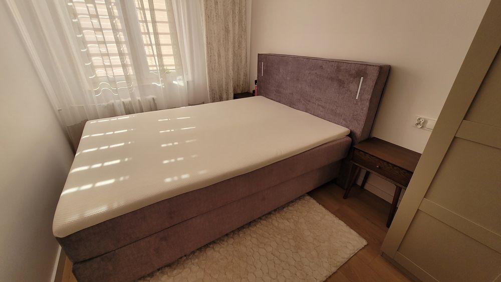 Nowe łóżko tapicerowane (LED+USB) z materacem  140 x 200 cm