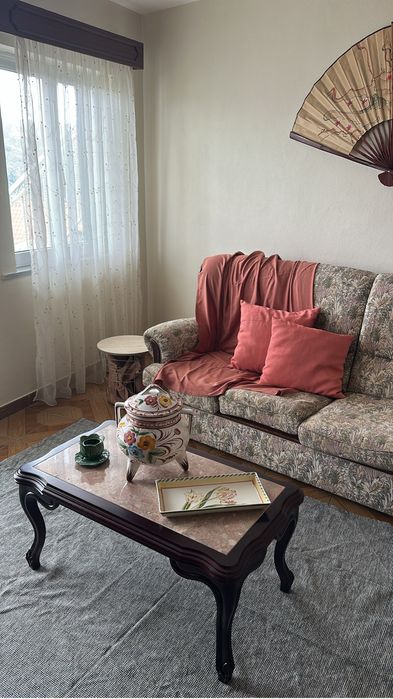 Sofa antigo bonito