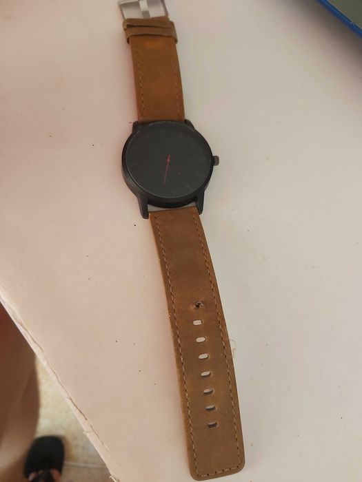 Relógio em bom estado