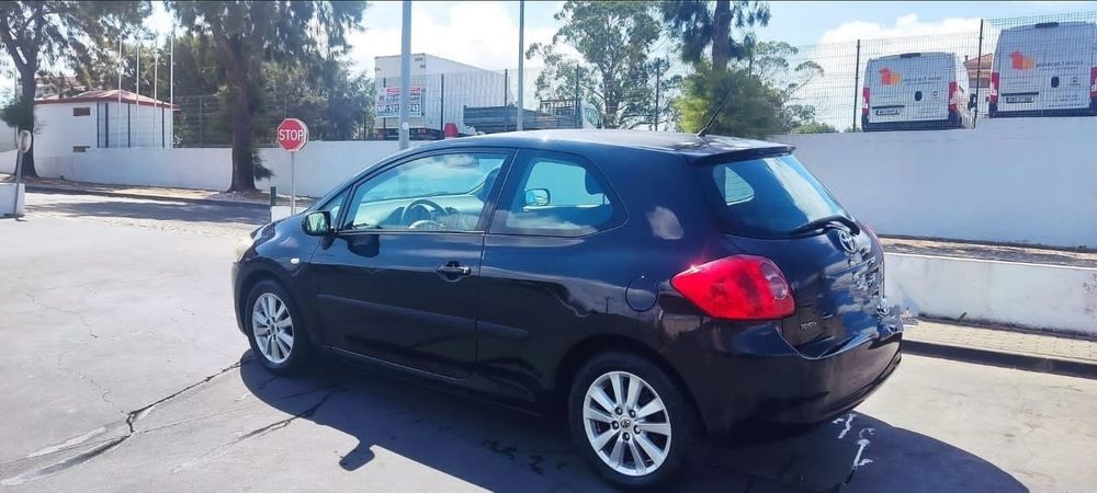 Toyota Auris 1.4 D-4D SOL 90CV-232.000km — photo 2