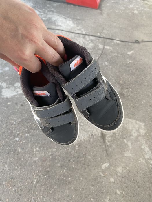 Кросівки adidas 29розмір 17.5см