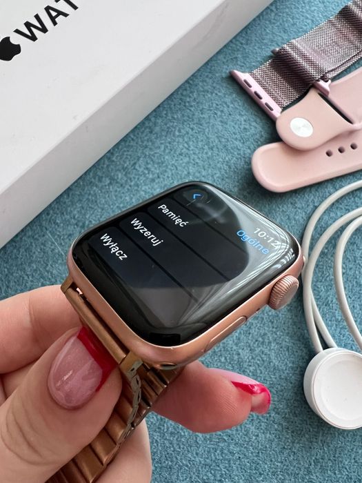 Apple Watch SE 44mm Gold Pink