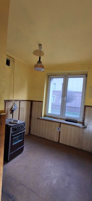 Sprzedam mieszkanie Pyskowice parter,dwa pokoje, 37,5m2 +2 piwnice
