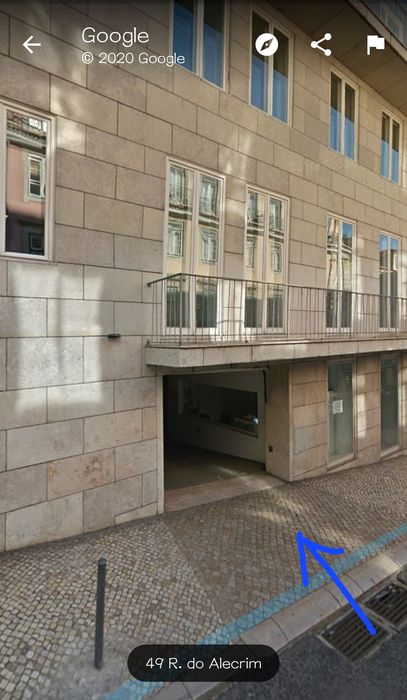 Aluga-se Lugar de Garagem em Edifício com Segurança – Disponível a partir de 1 de Dezembro