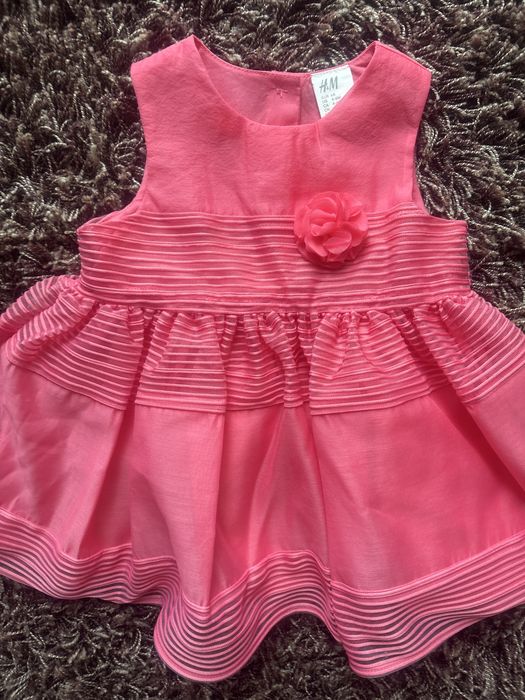 Sukienka dla małej Księżniczki z H&M