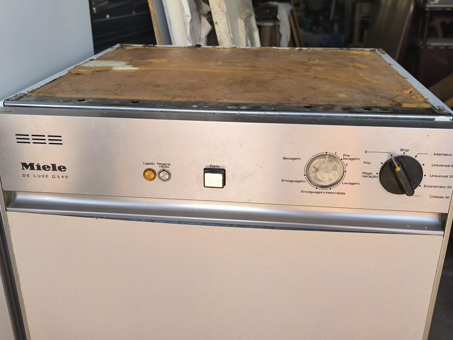 Máquina de Lavar Loiça Miele De Luxe  G 540 (Vintage / Clássica)