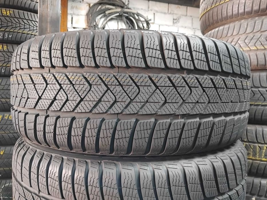 Шини бу 225/45 R18 Pirelli Sottozro 3 Ran Flat Зима Комплект 2024-25року