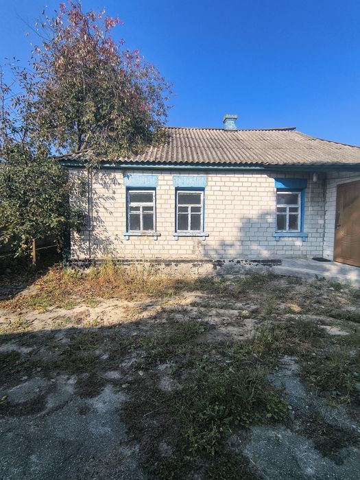 Продам уютный дом в с. Семиполки Броварського району
