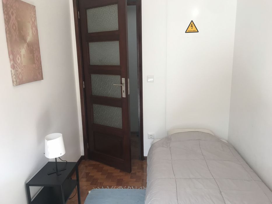 Pequeno Quarto em S. Mamede Infesta