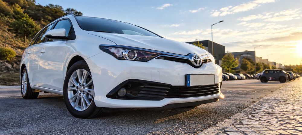 Toyota Auris Touring Sports 1.6 D-4D | 112 CV | CarPlay + Android Auto — photo 2