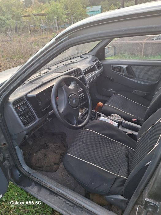 Легкове авто  форд