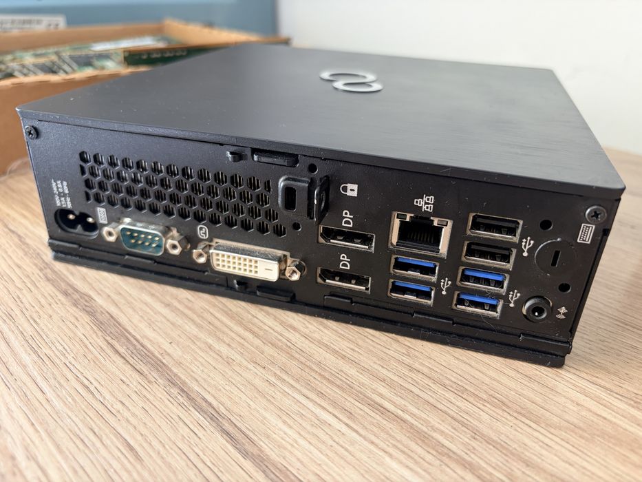 Mini PC Fujitsu i3 -7100