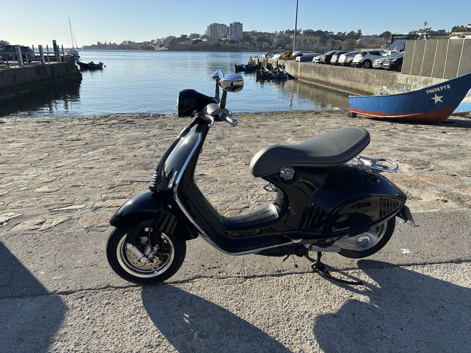 VESPA 946 ( Belissíma )