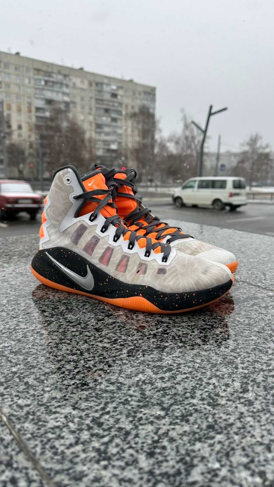 Nike Hyperdunk 2016 US 9.5 27.5 cm 2 000 Olx
