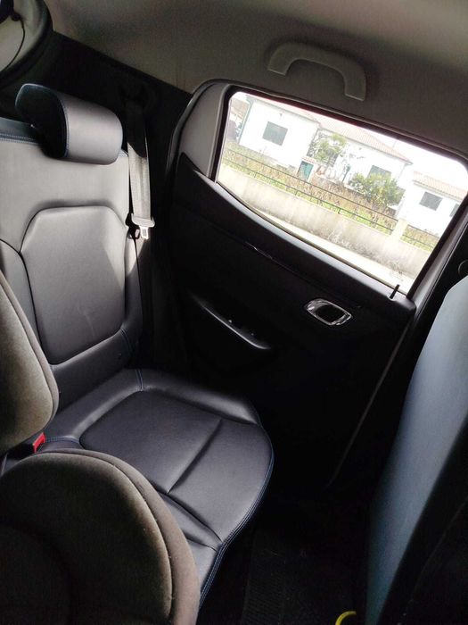 Dacia Spring Comfort Plus Semi-Novo