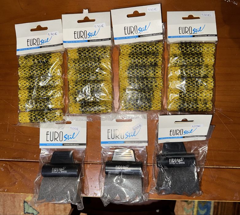 Lote de material de cabeleireiro – rolos, pinças, velas, e mais!