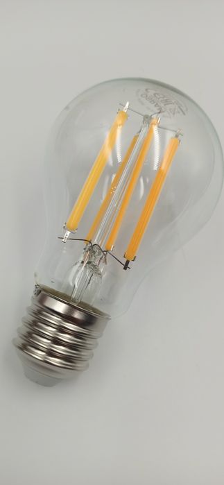 Żarówka LED osram BASE CLA A E27 4000K 11W