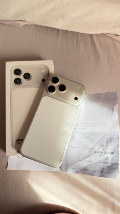 iPhone 17 pro max silver 256gb