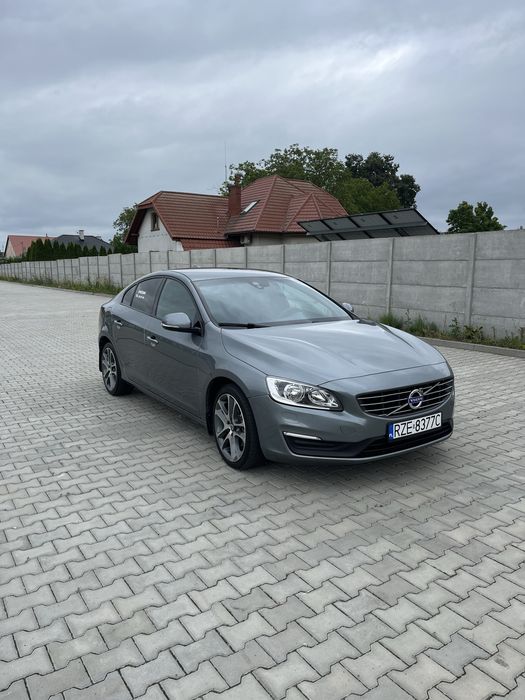 Volvo S60 D2  II gen.
