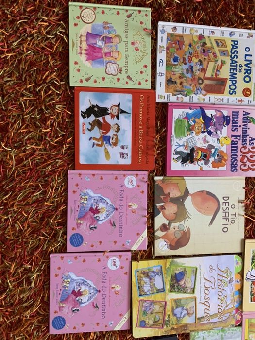 Livros infantis didáticos e histórias