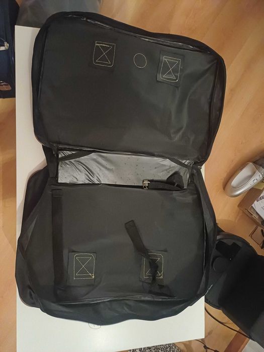 Mala média prática de viagem, como nova
