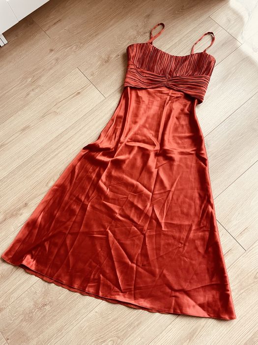 Elegancka sukienka 38