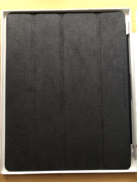 iPad Smart Cover 4 generacji 9,7 czarna skóra MD301ZM/A