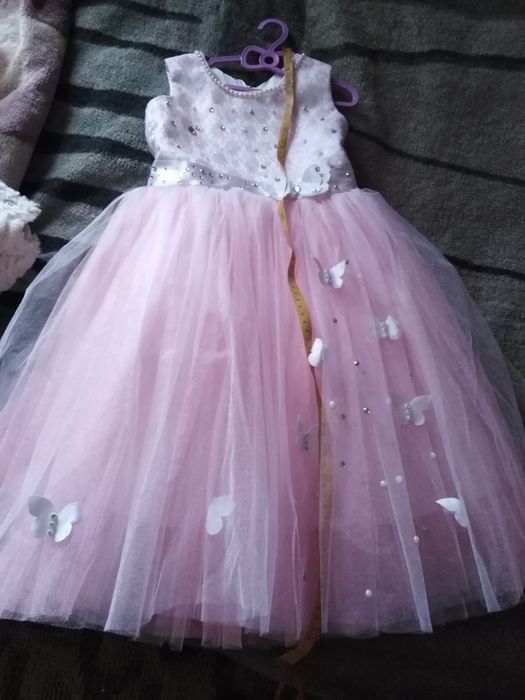 Сукня на випускний