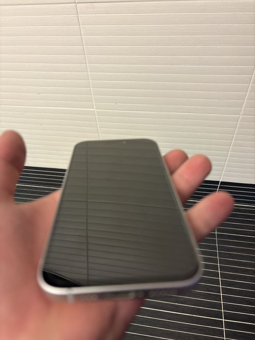 Iphone 15 novo sem marcas