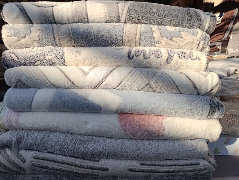 Плед-покривало-простирадло флісове сніжок. 200х230. В валізці.