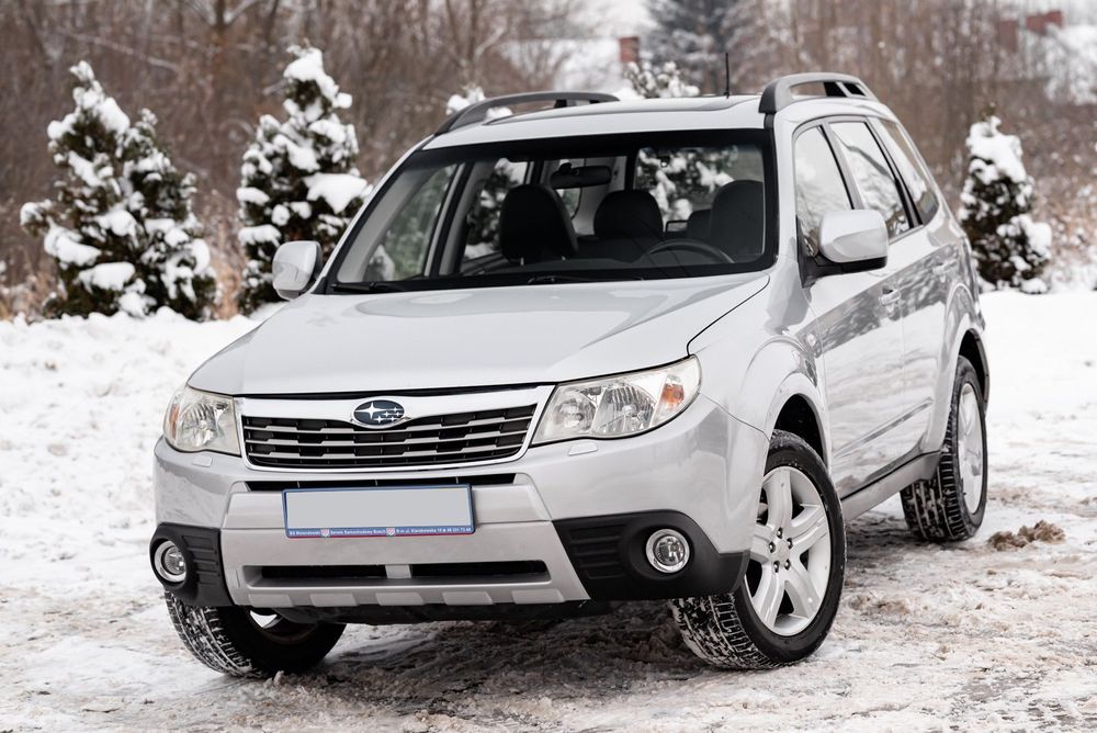Subaru Forester 2.0i 150KM 4x4 Kamera Navi Ksenony Grzane Fotele  Klima Serwis