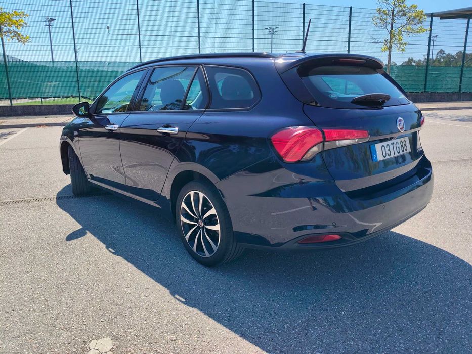 Fiat Tipo SW 1.3 MultiJet Lounge | GPS | Câmara | JLL 17" | Garantia