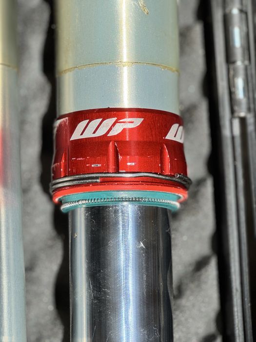 Suspensoes WP XACT PRO7448