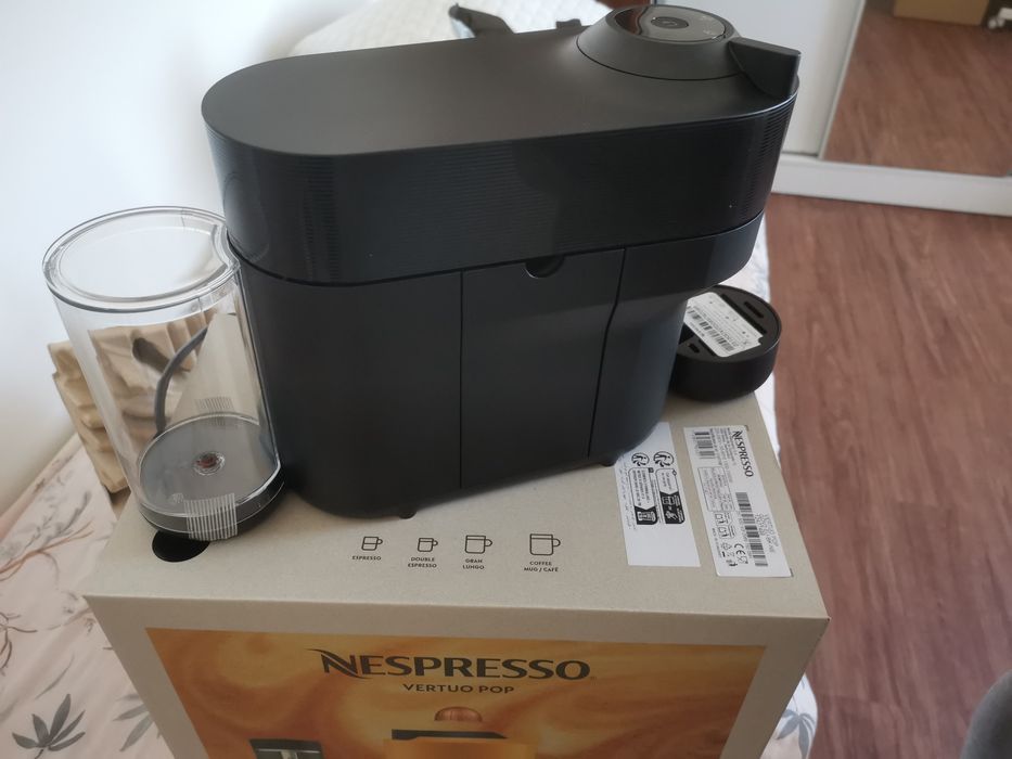 Nespresso Vertuo Pop - NOVA, nunca usada
