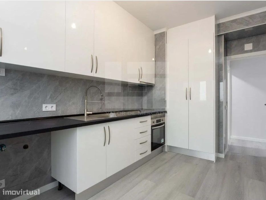Apartamento T2 - Quarteira