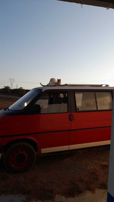 Volkswagen T4 2.4L