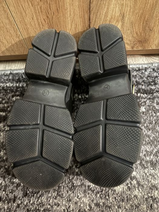 Туфлі для дівчинки