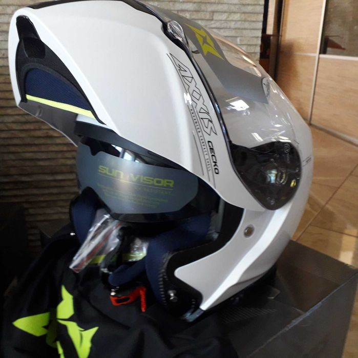 Nowy hiszpański kask Axxis Gecko najtaniej