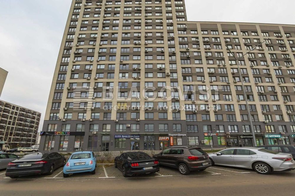 Apartment in Kyiv - View 2