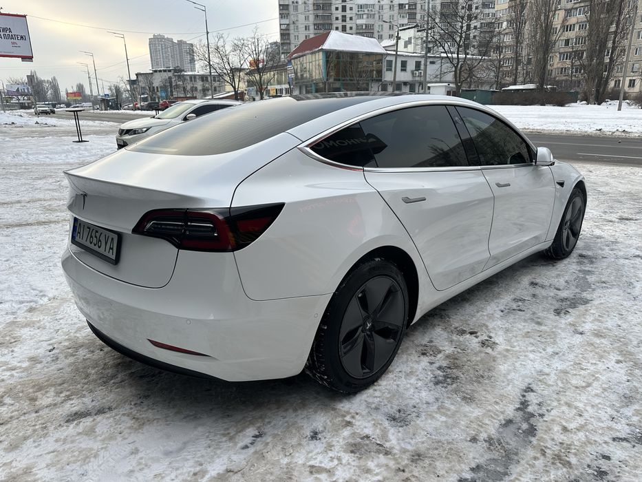 Tesla model 3 Standart range plus