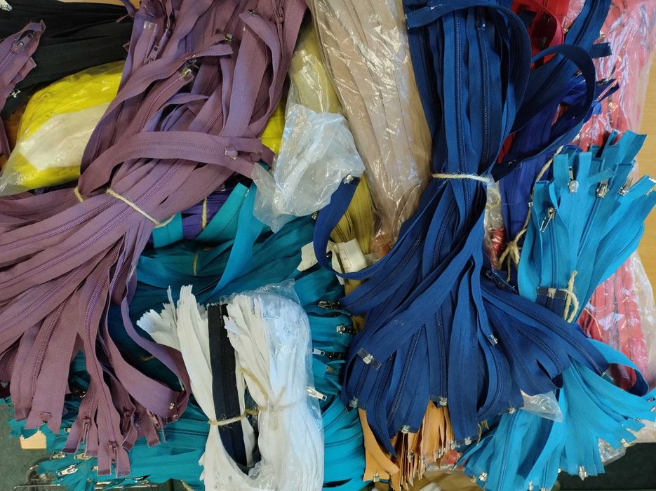 Zamki błyskawiczne suwaki expresy rozdzielcze dużo rozm.40,50,55,16 cm