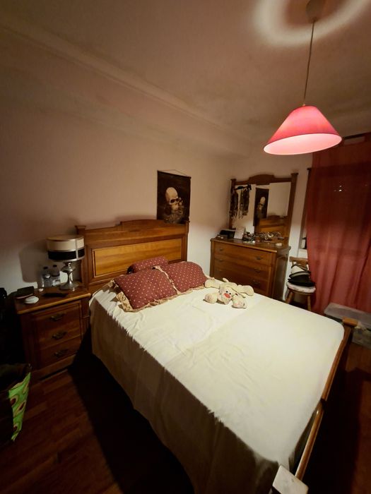 Mobilia de quarto de Casal em Cerejeira